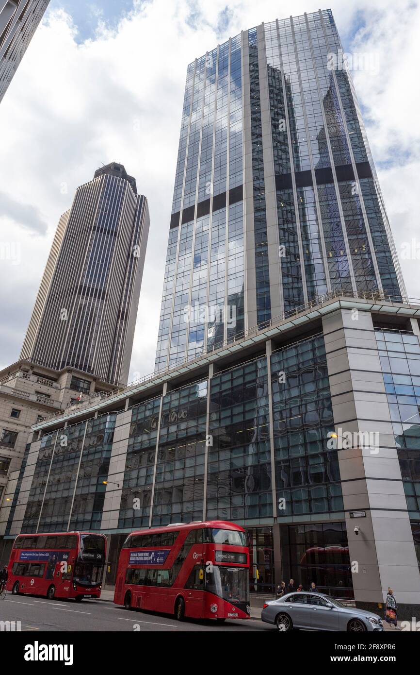 100 Bishopgate Building und NatWest Tower in der Stadt London Stockfoto