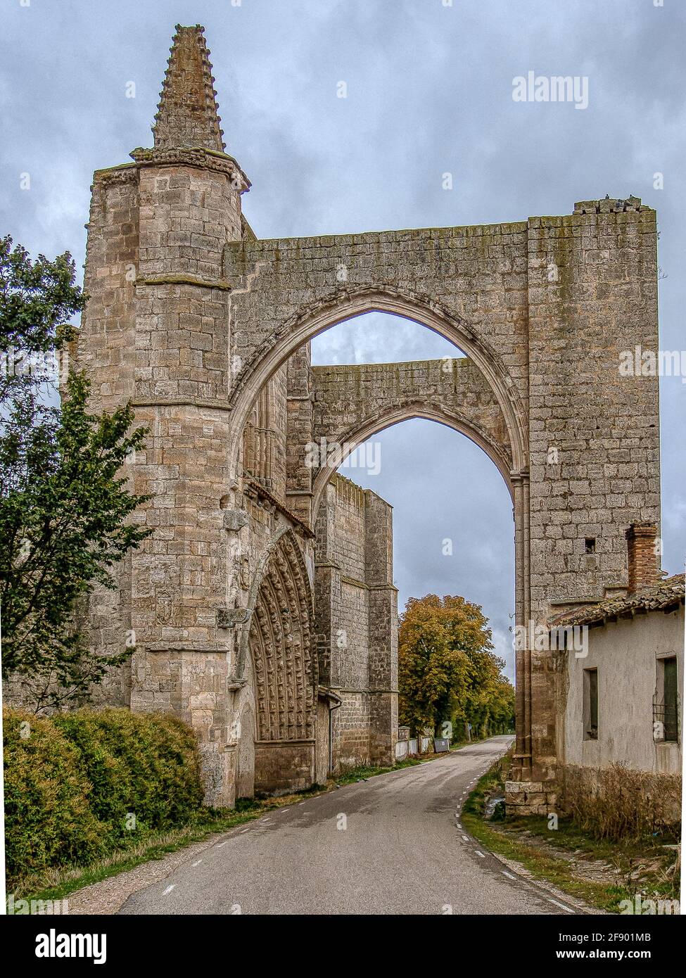 St. Anthony´s Torbogen auf dem camino Frances, castrojeriz, Spanien, 21. Oktober 2009 Stockfoto