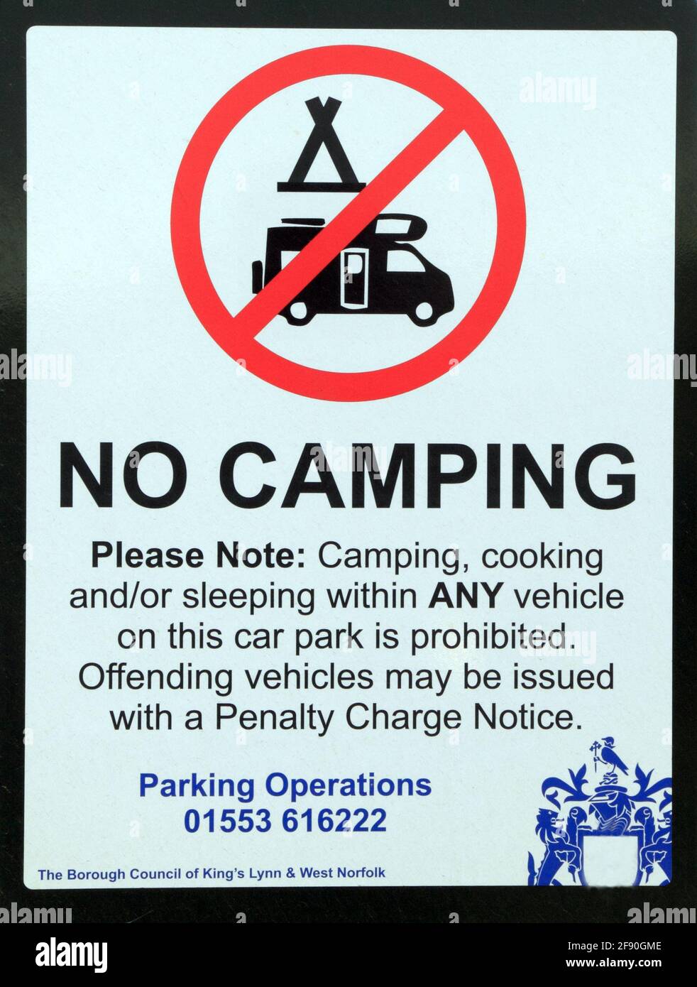 Nein Camping, Schild, Warnung, West Norfolk Council, England, VEREINIGTES KÖNIGREICH Stockfoto