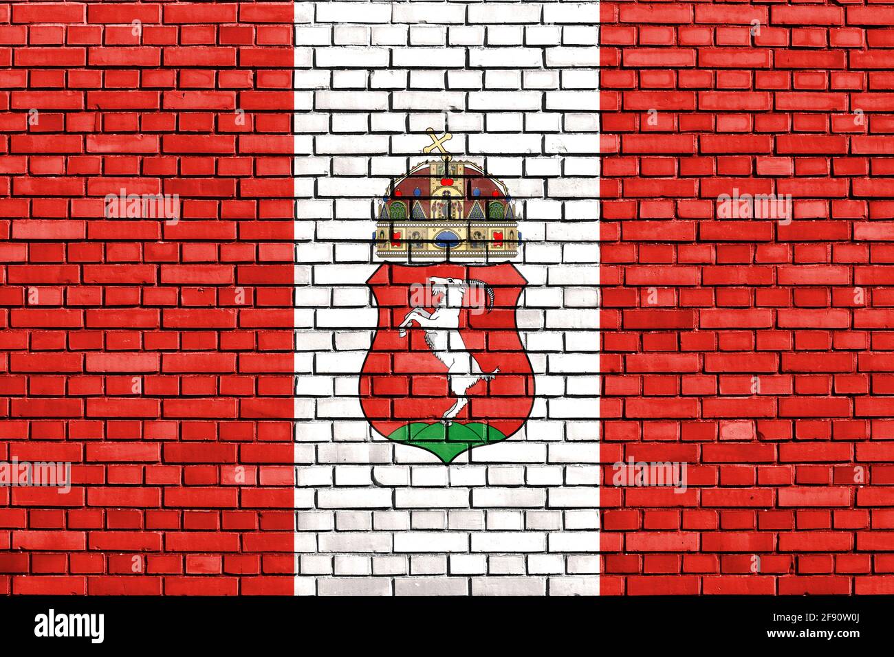 Flagge von Kecskemet auf Mauer gemalt Stockfoto