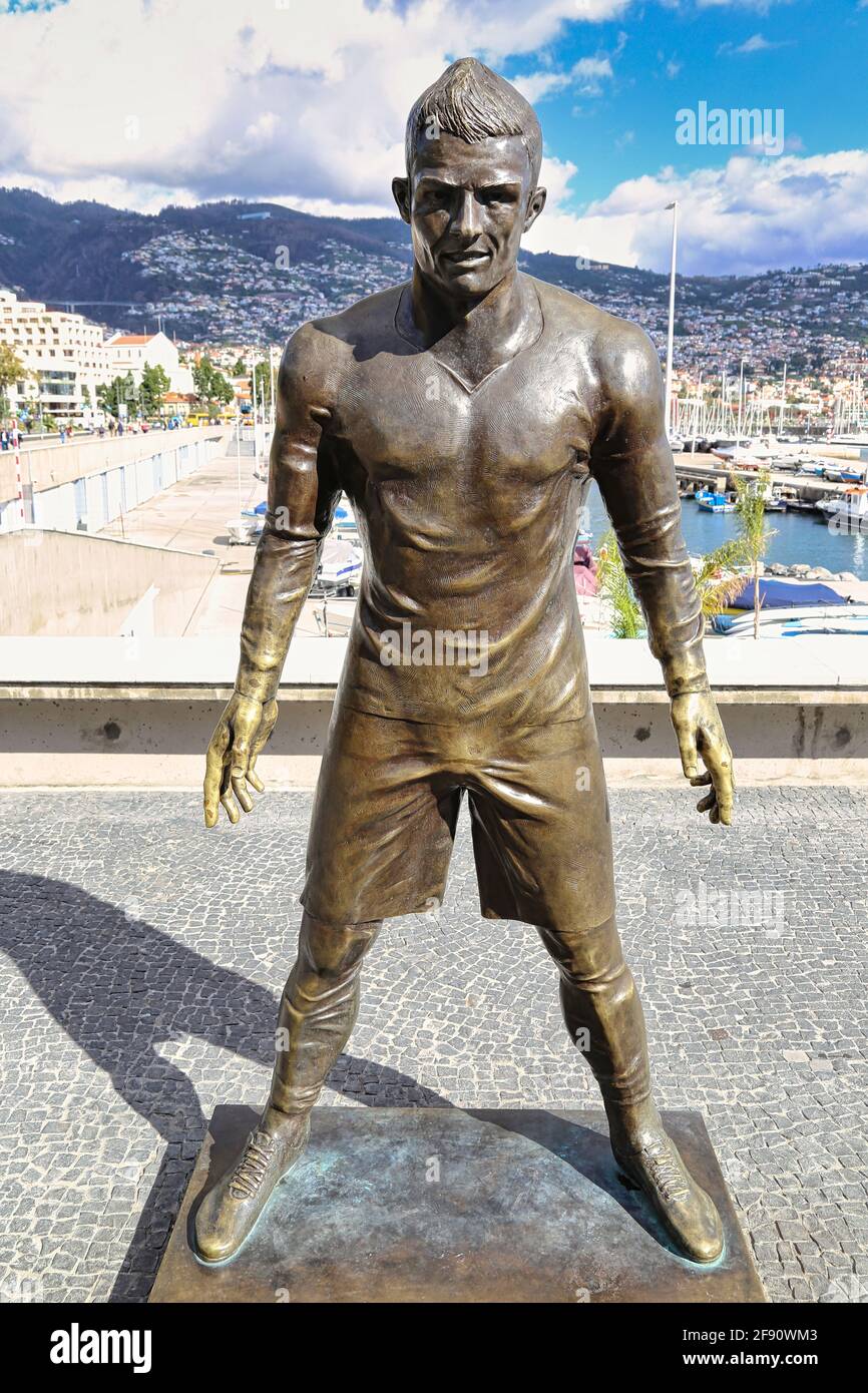 Cr7 Statue Stockfotos Und Bilder Kaufen Alamy