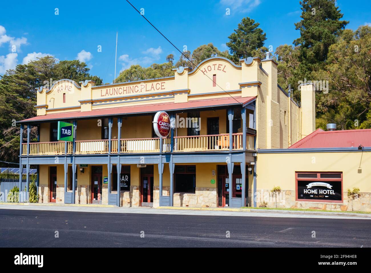 Australian Pub Hotel in Launching Place Australia Stockfoto