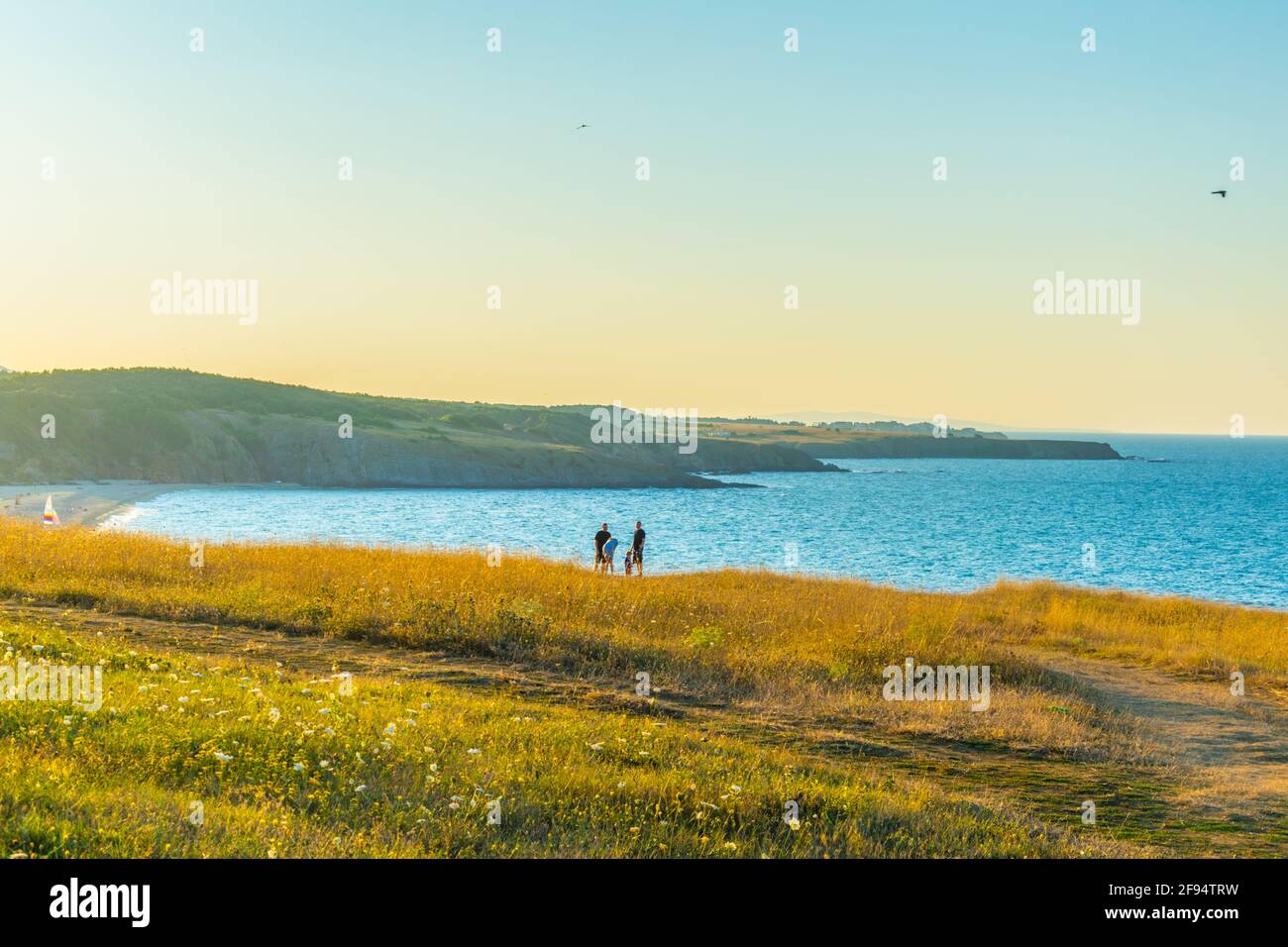 Veleka Strand in der Stadt Sinemorets in Bulgarien während des Sonnenuntergangs Stockfoto