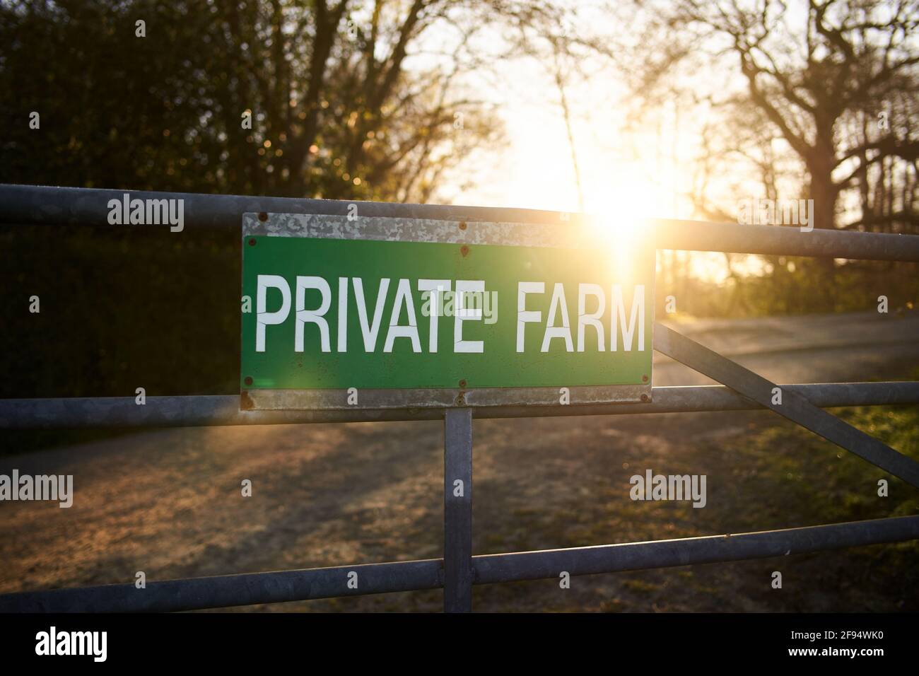 Private Farm Zeichen an einem Tor Stockfoto