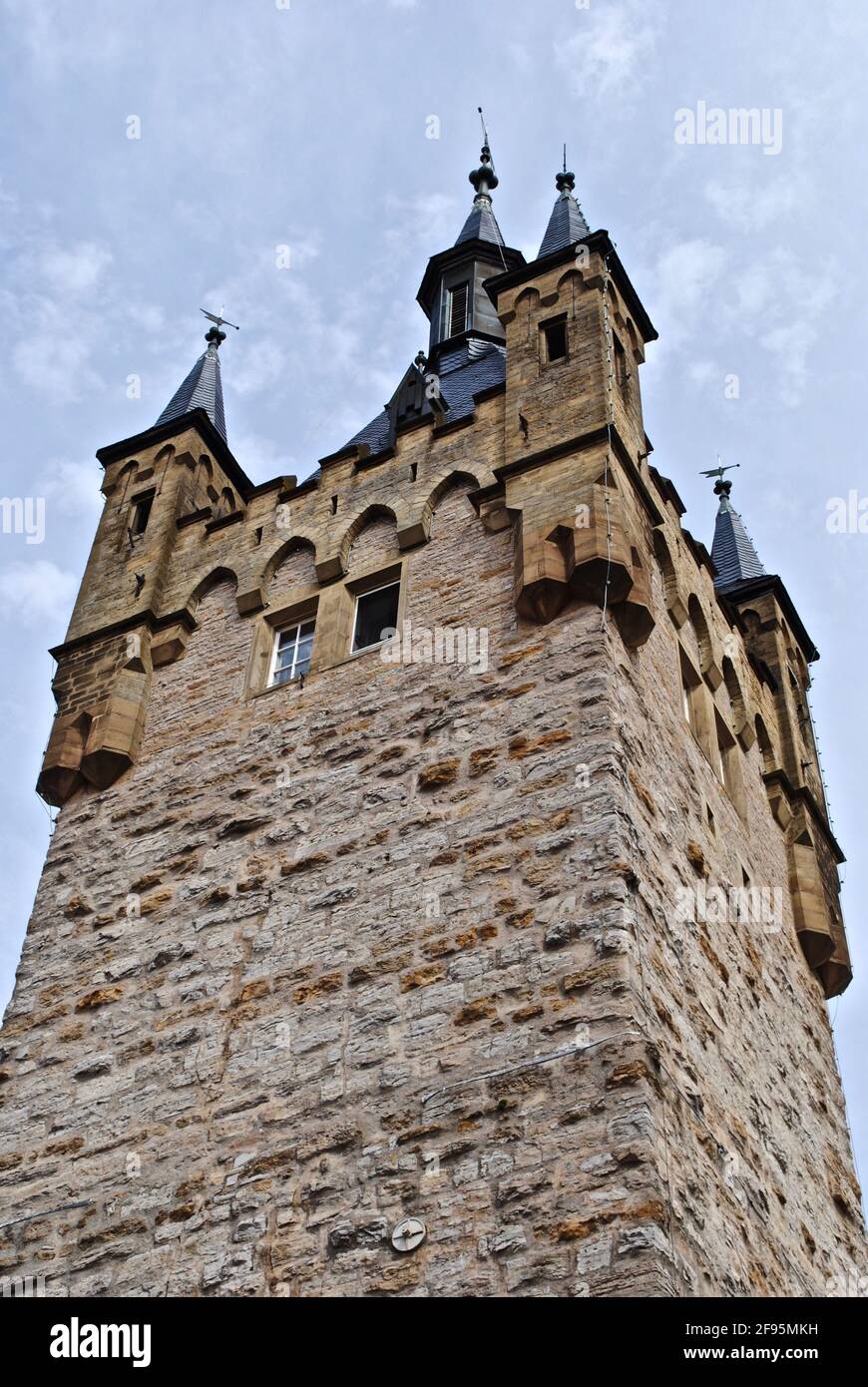 Der Blaue Turm in Bad Wimpfen im Landkreis Heilbronn in Baden-Württemberg. Das wichtigste visuelle Wahrzeichen der Stadt. Stockfoto