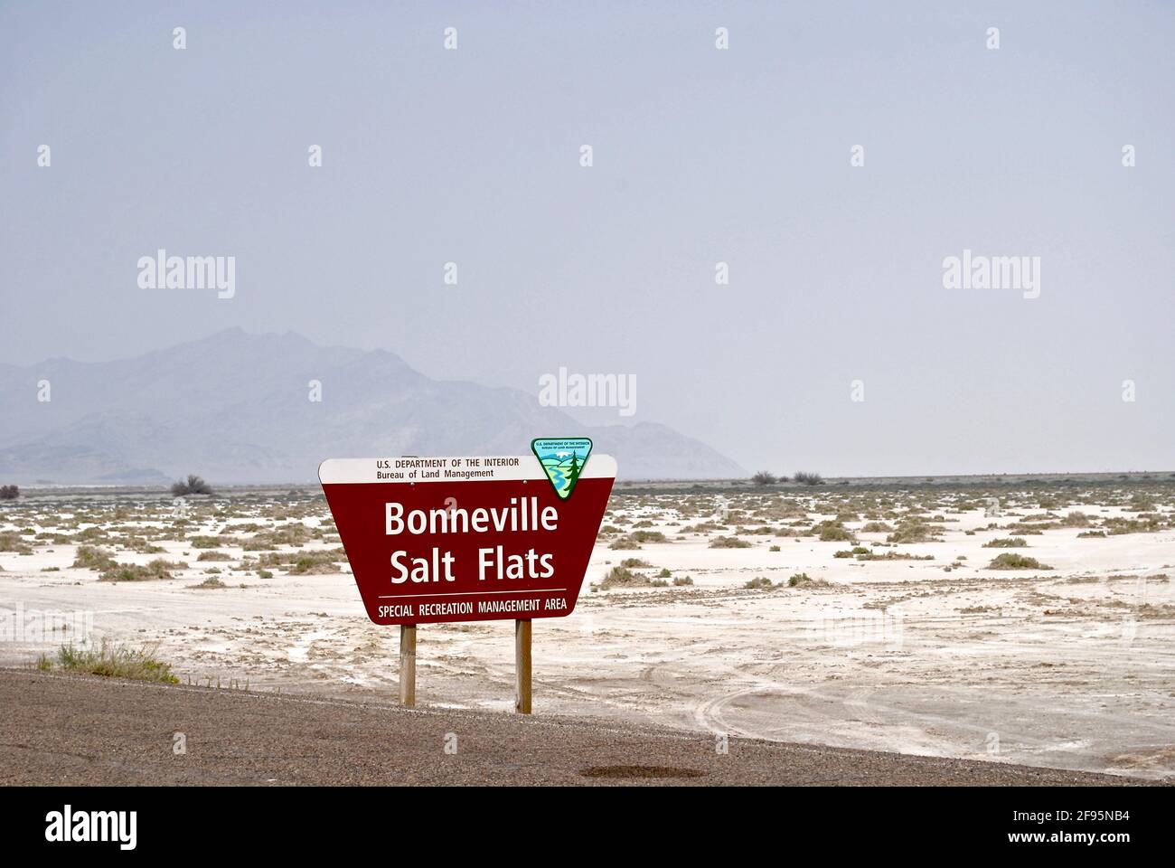 Schild für die Bonneville Salt Flats, eine dicht gepackte Salzpfanne in Utah. Bureau of Land Management öffentliches Land bekannt für Land Geschwindigkeitsrekorde. Stockfoto