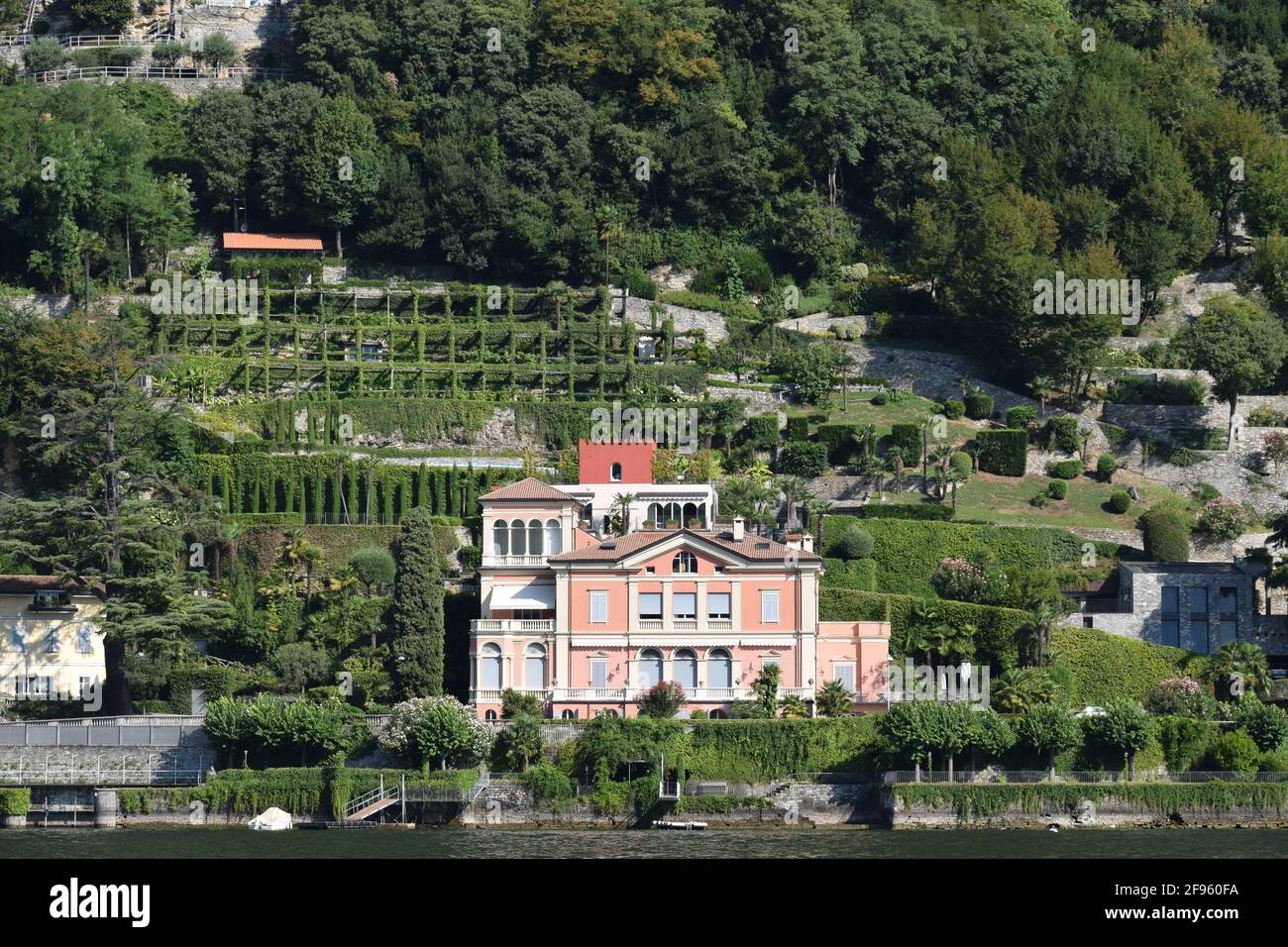 Malerische Gebäude und Landschaftsgestaltung am Comer See, Italien Stockfoto