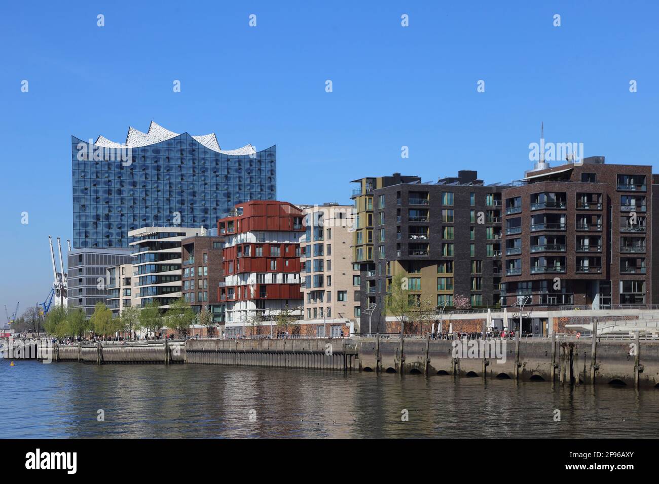 Deutschland, Hamburg, HafenCity Grassbrookhafen Dalmannkai Elbphilhamonie Stockfoto