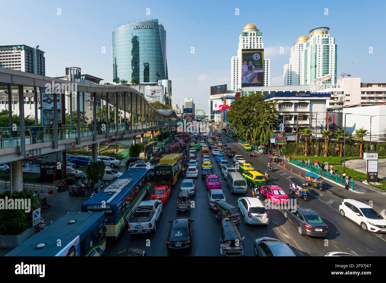 Thailand, Bangkok, Straßenverkehr, Stockfoto