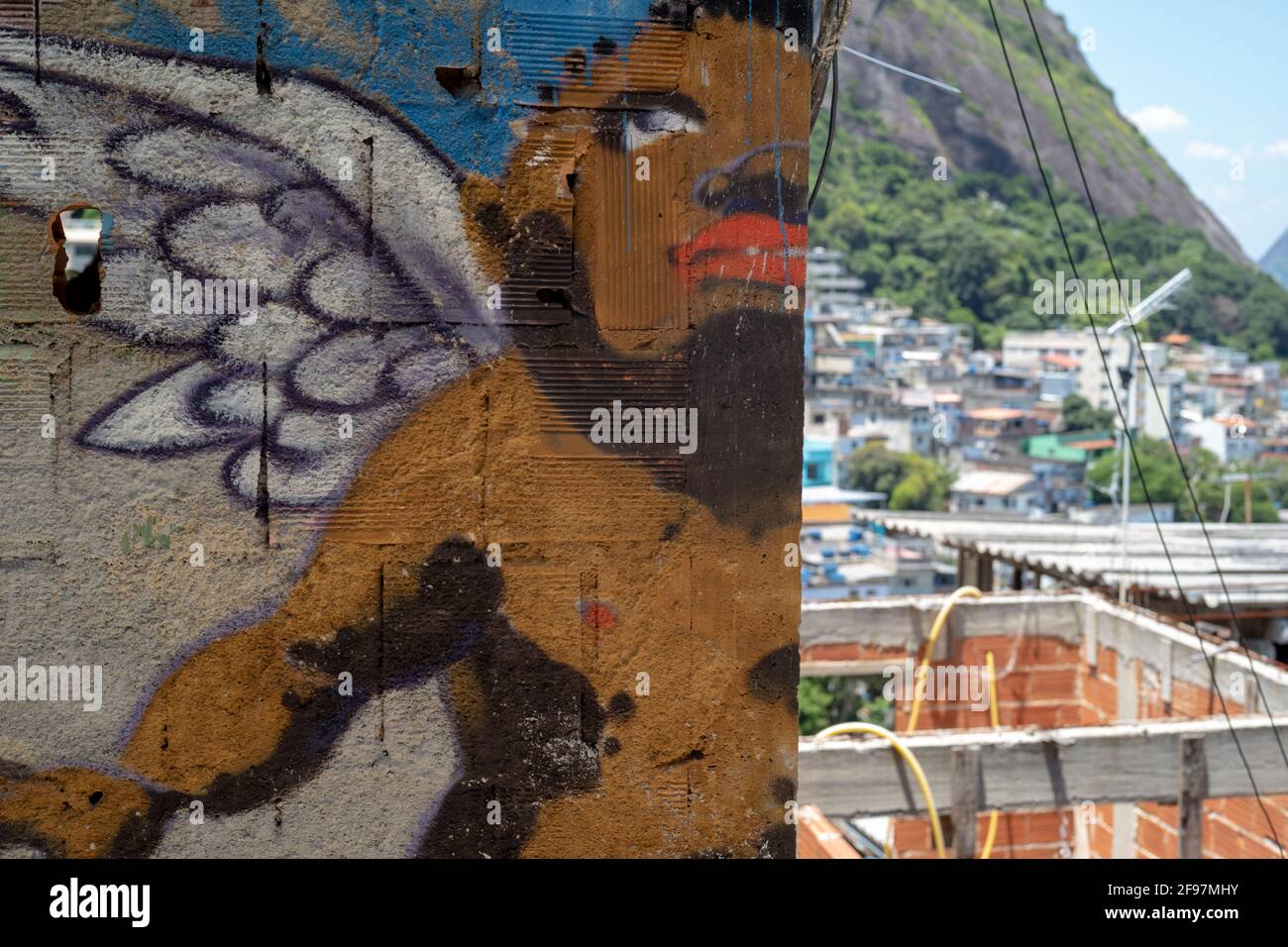 Graffiti eines Engels in der Favela vidigal in Rio De Janeiro Stockfoto