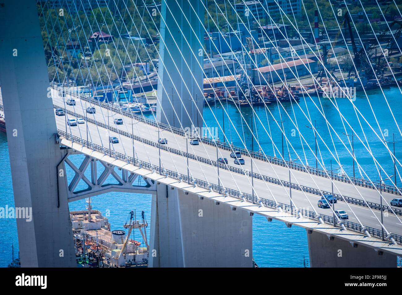 Eine Überprüfung der Golden Bridge. Wladiwostok, Primorski Krai. Stockfoto