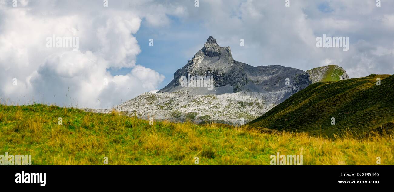 Die Schweizer Alpen am Melchsee Frutt - Reisefotografie Stockfoto