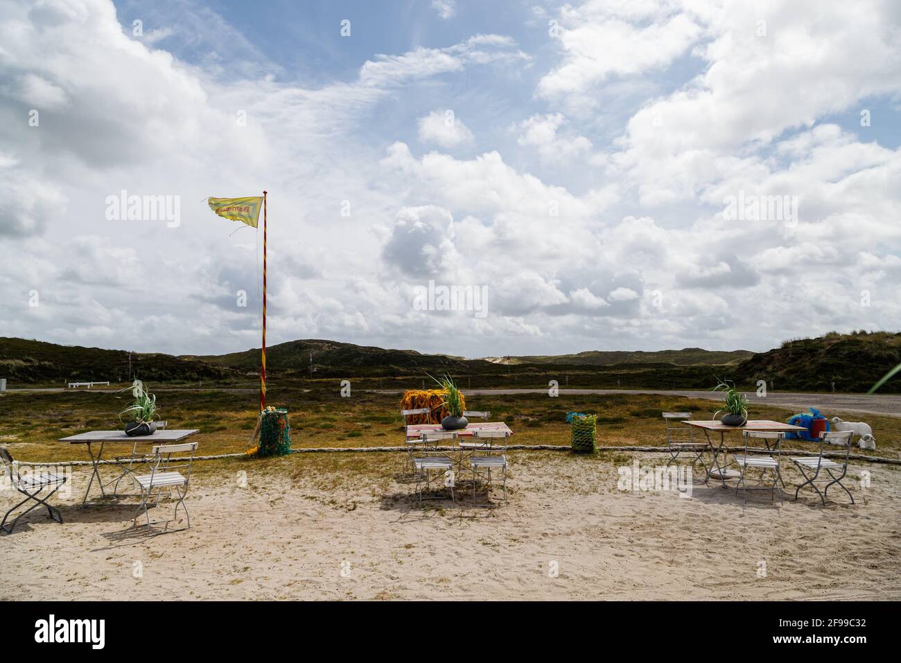 BAM-Bus - Außenbereich des Restaurants in den Dünen vor dem Elbow, Sylt, Deutschland, Europa, Stockfoto