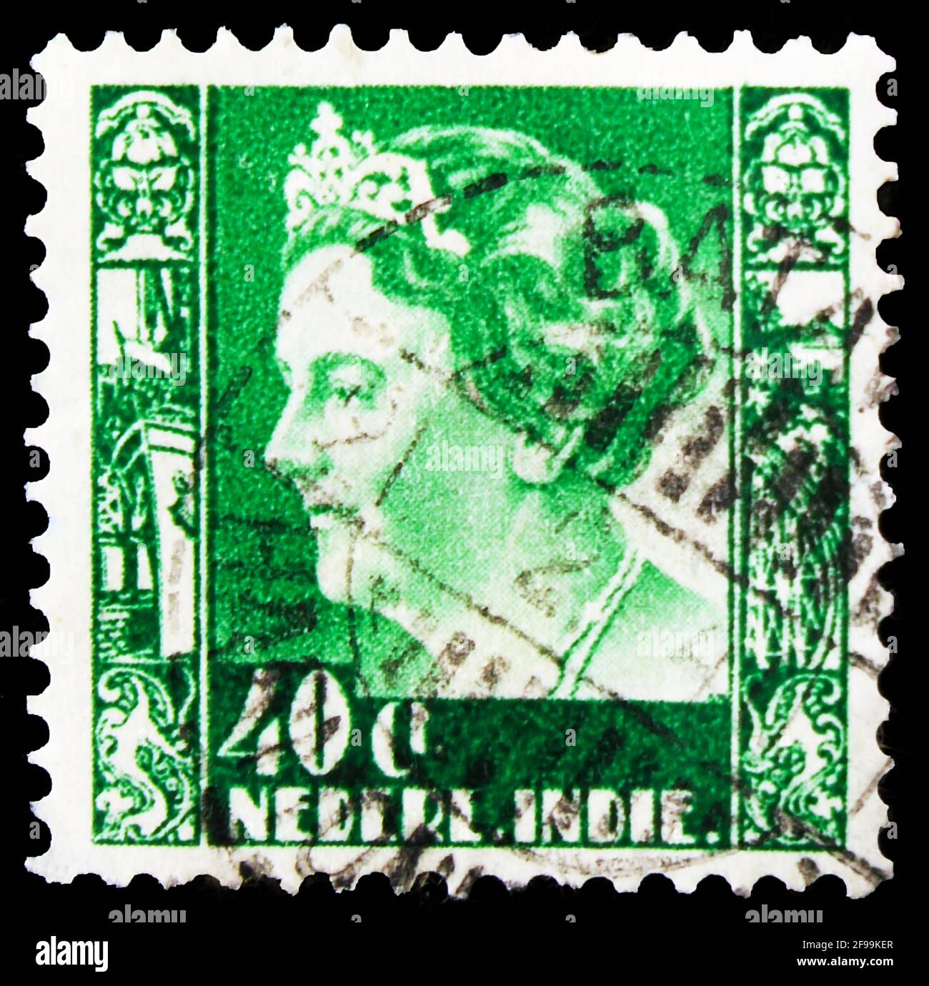 MOSKAU, RUSSLAND - 4. NOVEMBER 2019: Die in den Niederlanden gedruckte Briefmarke zeigt Königin Wilhelmina, Typ 'Kreisler' Serie, um 1940 Stockfoto