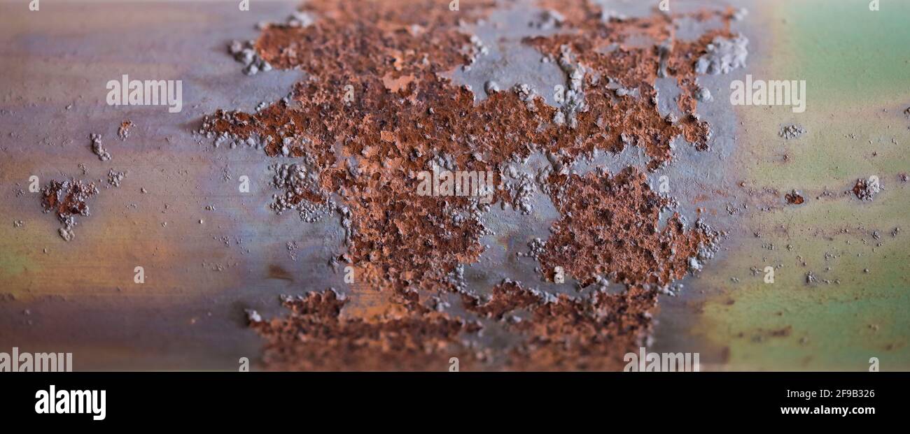 Sehr alte abblätternde Farbe verrostete Metallstruktur Stockfoto