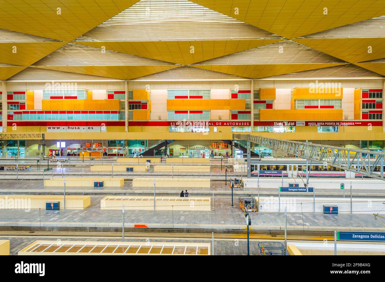 Zaragoza Delicias Railway Station Stockfotos Und Bilder Kaufen Alamy