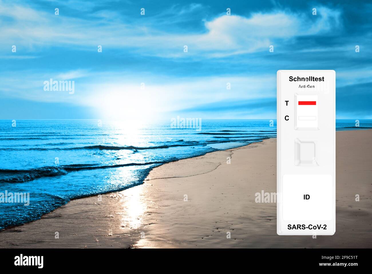 Covid 19 Anti Gentest Strand, Meer Himmel Stockfoto