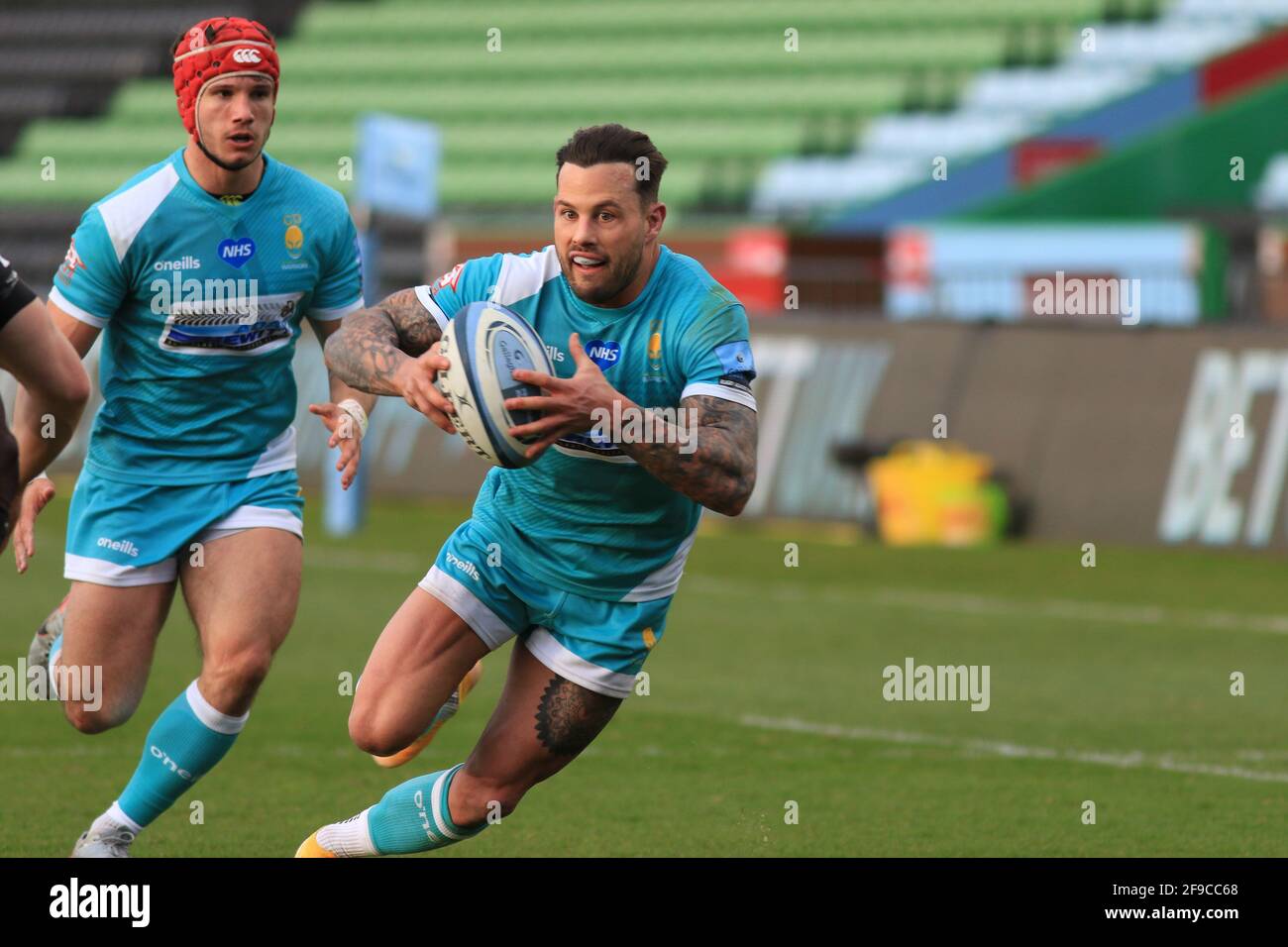 Twickenham, England. 17. April 2021. Francois Hougaard aus Worcester während des Gallagher Premiership-Matches zwischen Harlequins und Worcester Warriors am Stoop. Quelle: Richard Perriman/Alamy Live News Stockfoto