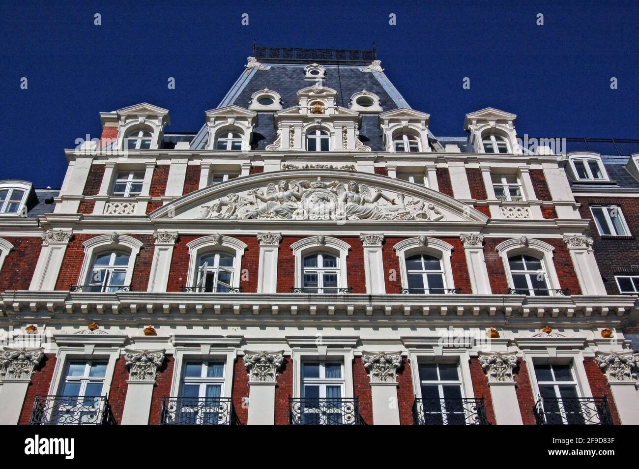 Das Wahrzeichen des ehemaligen South Western Hotels in Southampton, Hampshire. Hier haben viele Passagiere übernachtet, bevor sie mit den Ozeandampfer über die A gingen Stockfoto