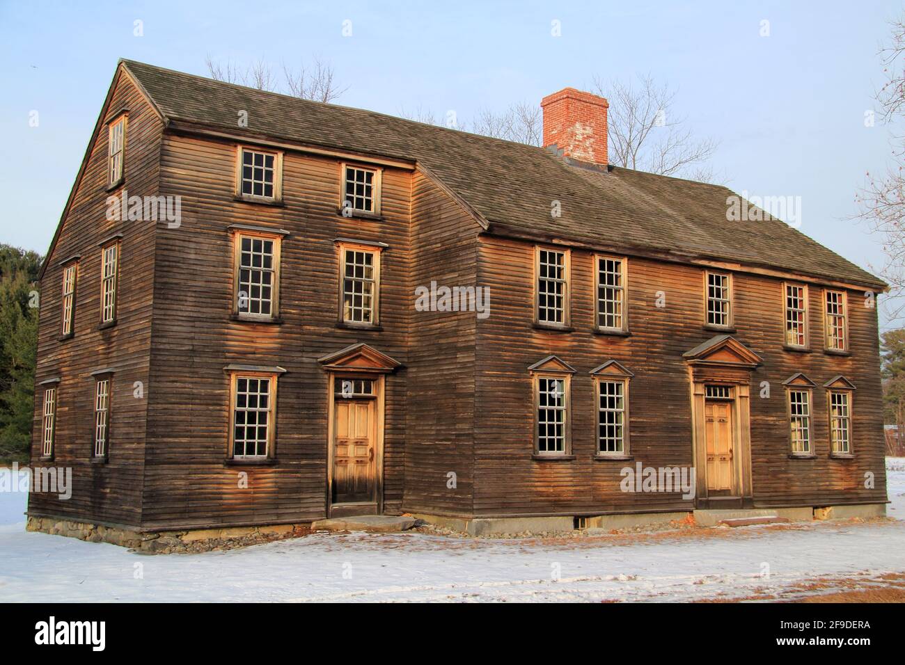 Das Haus von Captain James Barrett im Minuteman National Historical Park ist einer der wenigen überlebenden Zeugen des Starts der amerikanischen Revolution Stockfoto