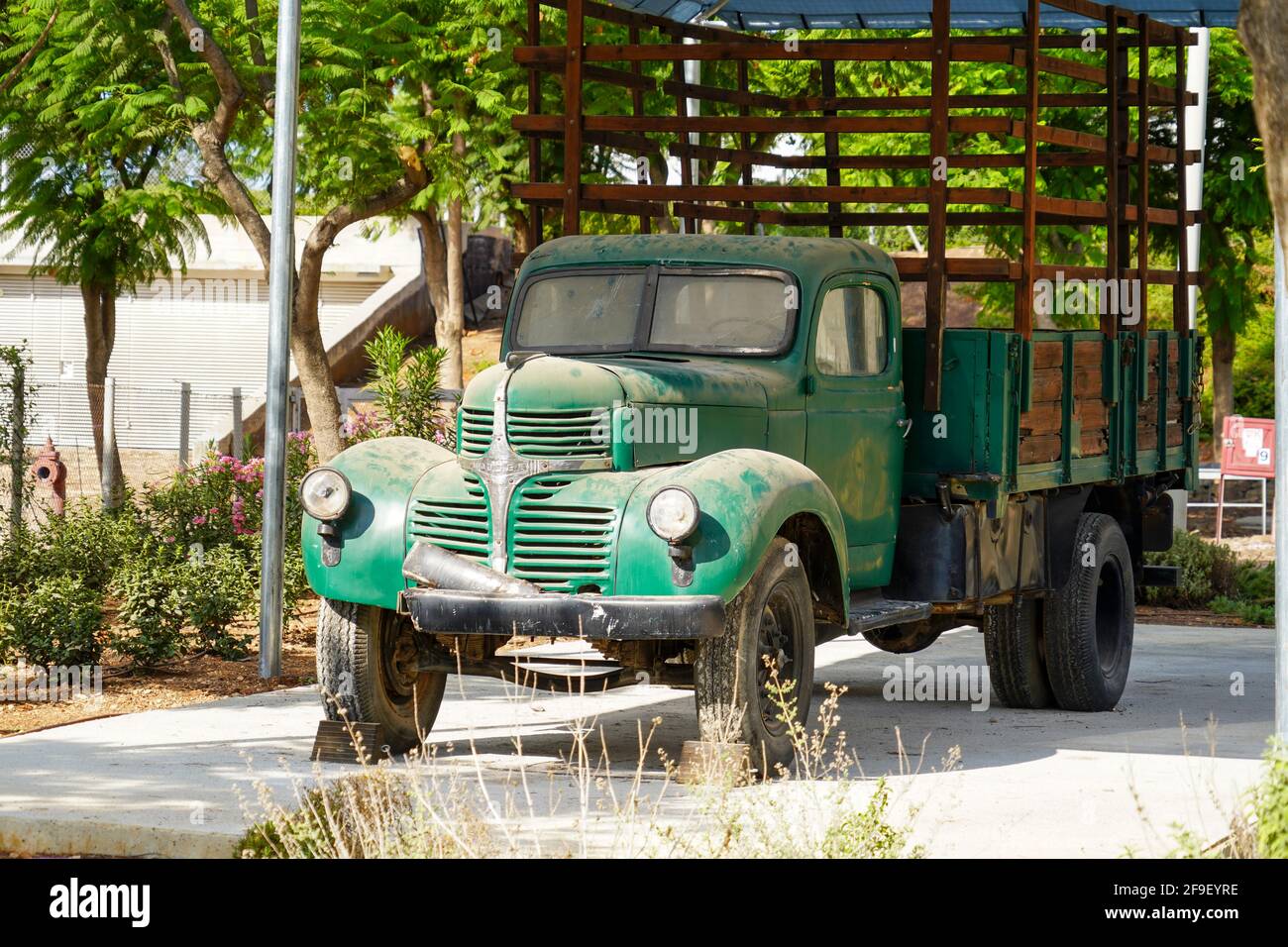 Vintage Dodge Truck on Display fotografiert auf Hiriya Mülldeponie südöstlich von Tel Aviv, Israel. Stockfoto