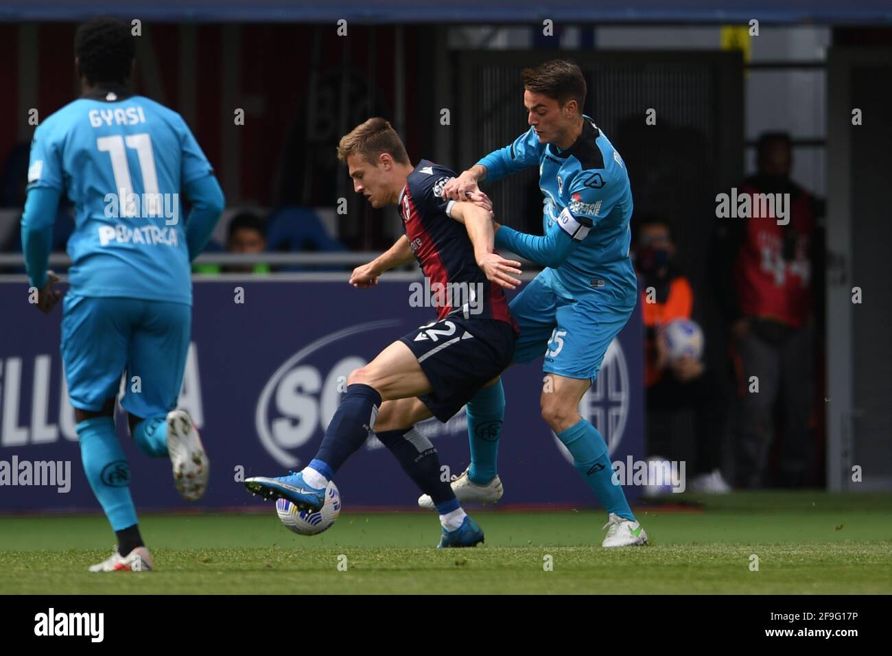 Mattias Svanberg Bologna Giulio Maggiore Spezia Wahrend Des Italienischen Serie A Spiels Zwischen Bologna 4 1 Spezia Im Renato Dall Ara Stadion Am 18 April 2021 In Bologna Italien Quelle Maurizio Borsari Aflo Alamy Live News Stockfotografie