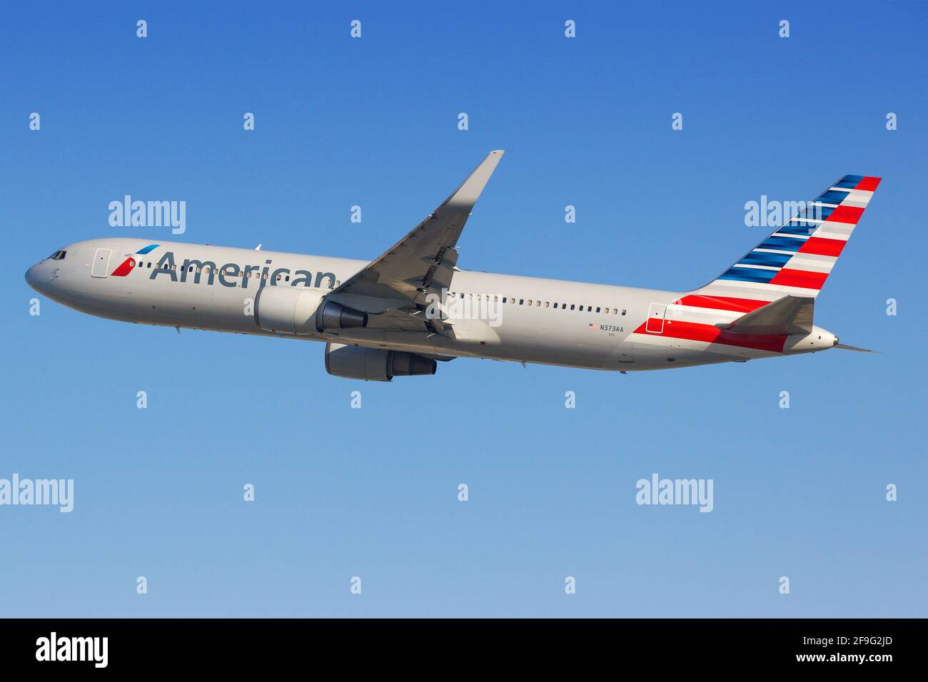 Los Angeles, USA - 20. Februar 2016: American Airlines Boeing 767-300 am Flughafen Los Angeles (LAX) in den USA. Boeing ist ein Flugzeughersteller BAS Stockfoto