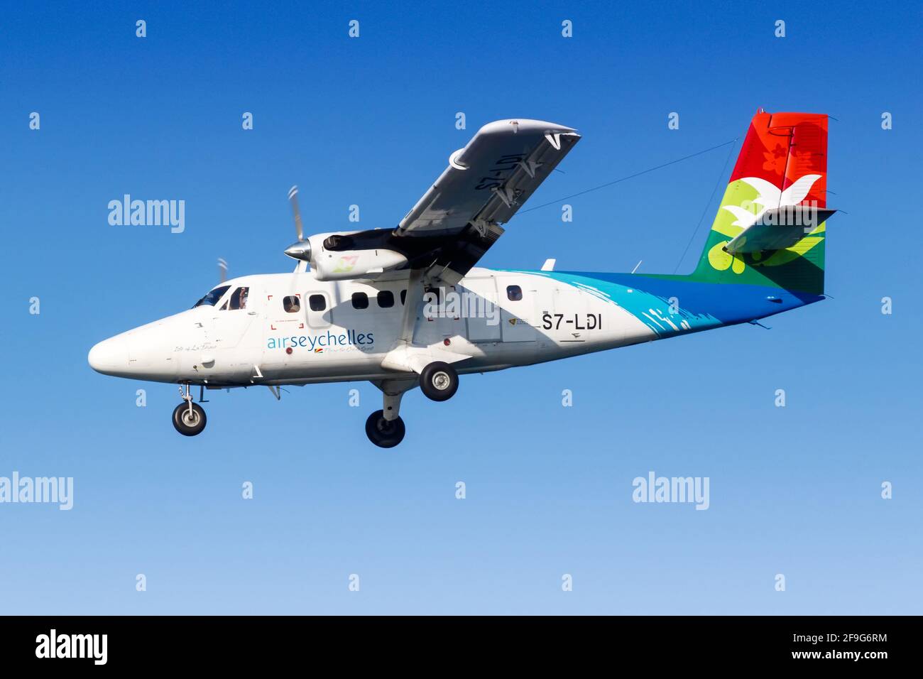 Mahe, Seychellen - 24. November 2017: Air Seychelles DHC-6-400 Twin Otter Flugzeug am Seychelles International Airport (SEZ) auf den Seychellen. Stockfoto