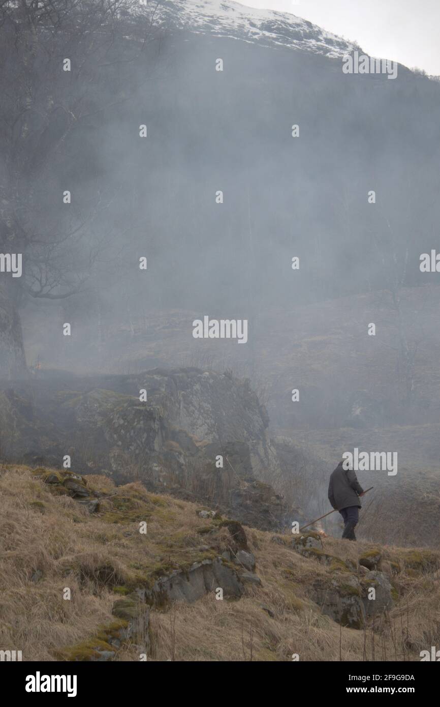 Gressforbrenning I Sunnfjord Grasbrand In Norwegen Norge Noreg Stockfotografie Alamy