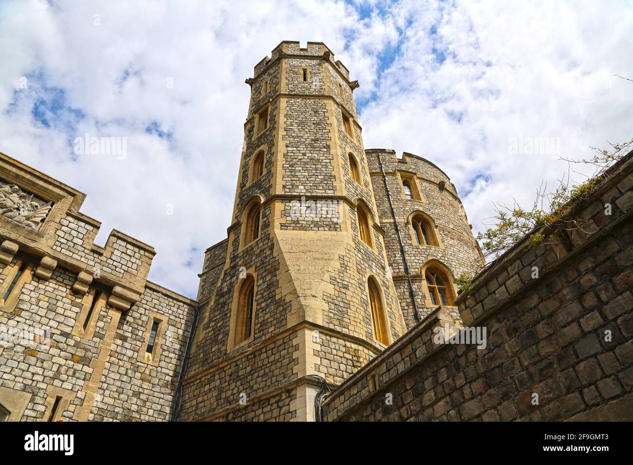 London, Großbritannien - 25. Mai 2016: Windsor Castle, King Edward III Tower an einem Frühlingstag. Stockfoto