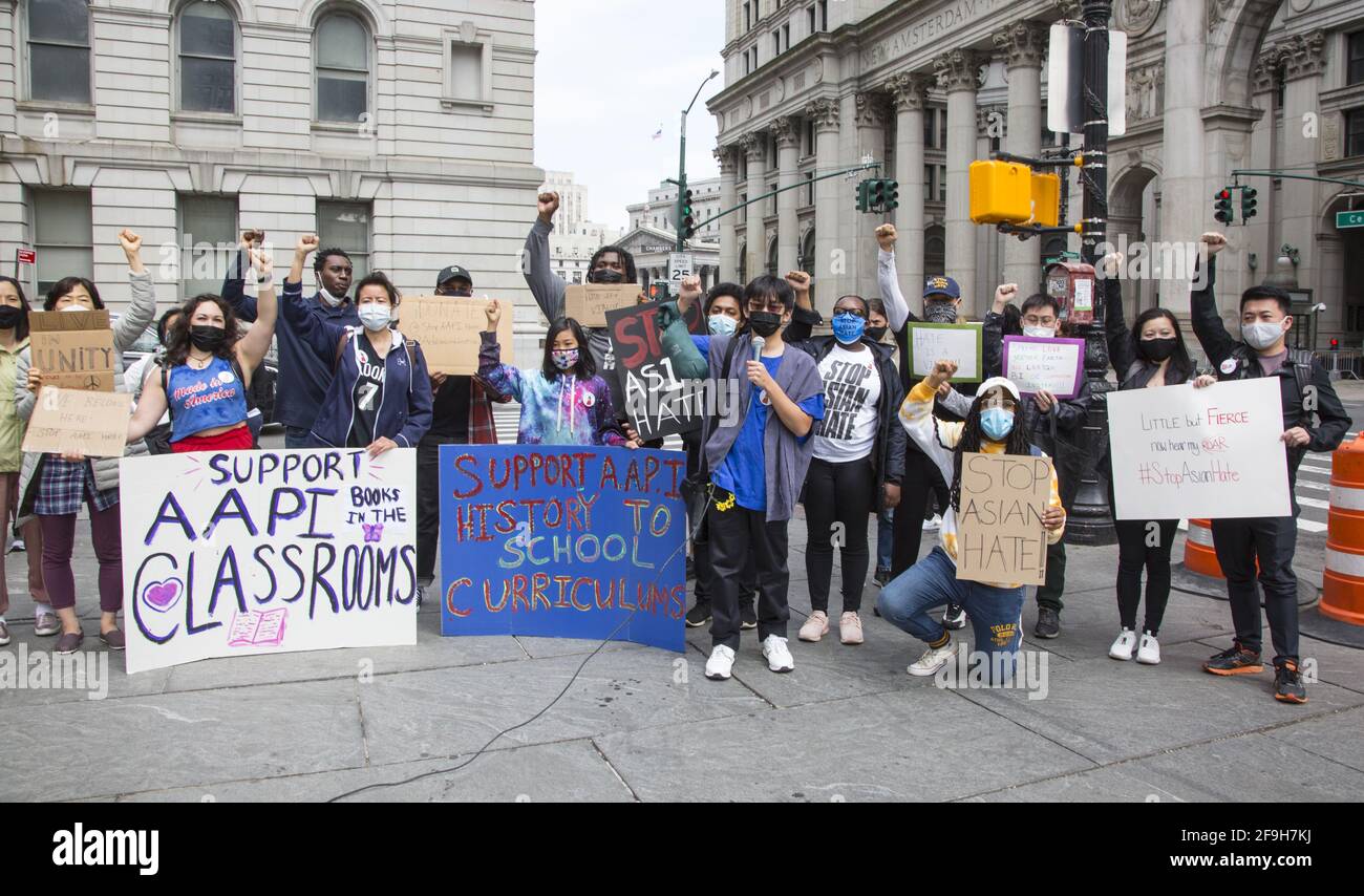 AAPI-Initiative (Asian American and Pacific Islander) Rallye und marsch in Downtown Manhattan, um asiatische Hassverbrechen und Rassismus in den USA zu organisieren und zu bekämpfen.Covid-19, Gesichtsmasken Stockfoto