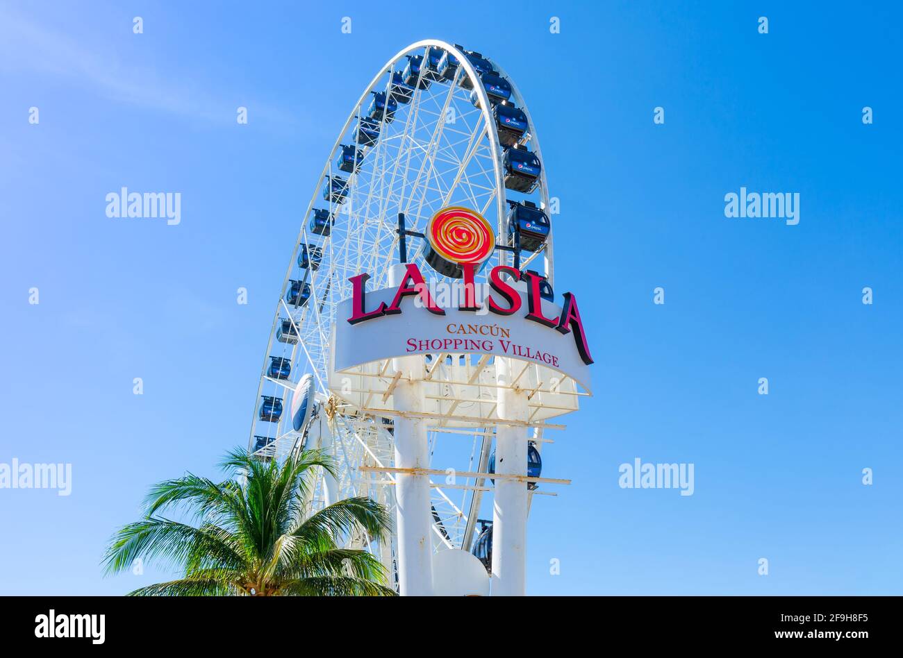 Cancun, Mexiko 20. Dezember 2020 Größte Cancun Shopping Mall La Isla