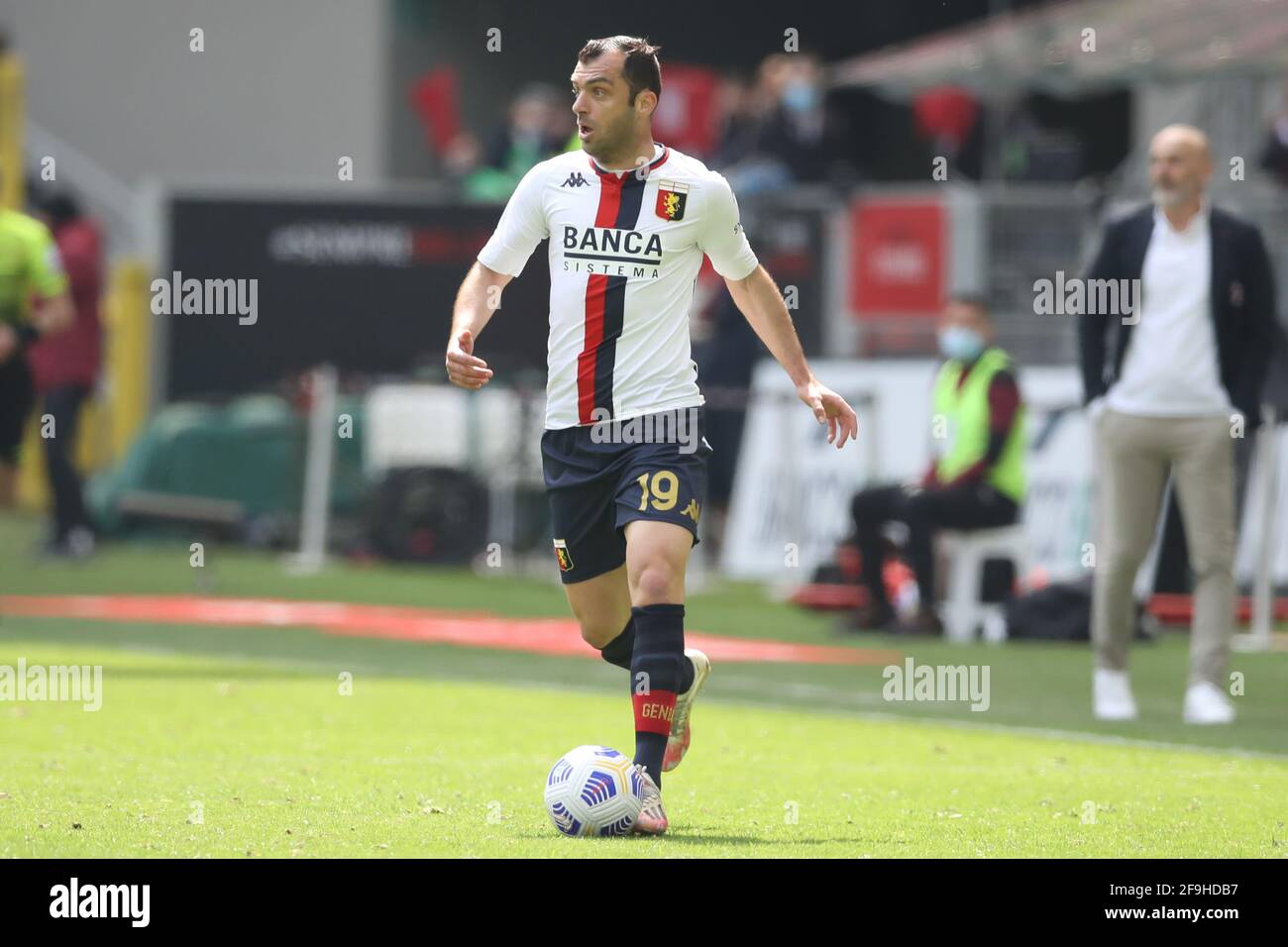 Mailand, Italien, 18. April 2021. Goran Pandev von Genua FC während der Serie A Spiel bei Giuseppe Meazza, Mailand. Bildnachweis sollte lauten: Jonathan Moscrop / Sportimage Stockfoto