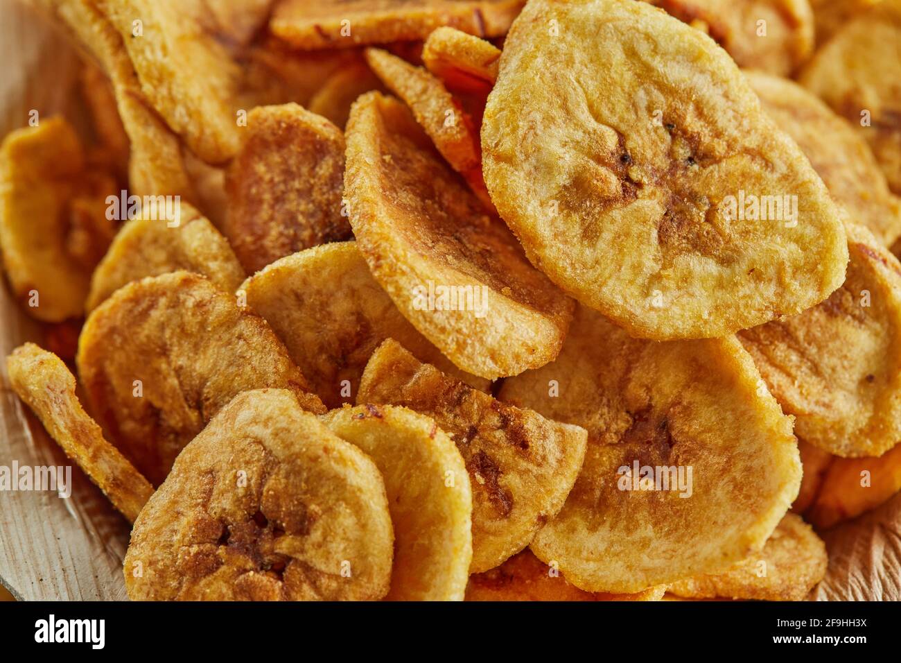 Banana Chips gesunde Ernährung, Trockenobst und gesundes Gemüse Chips, gesunde Vegan Snack, Mixed Bunch Stockfoto