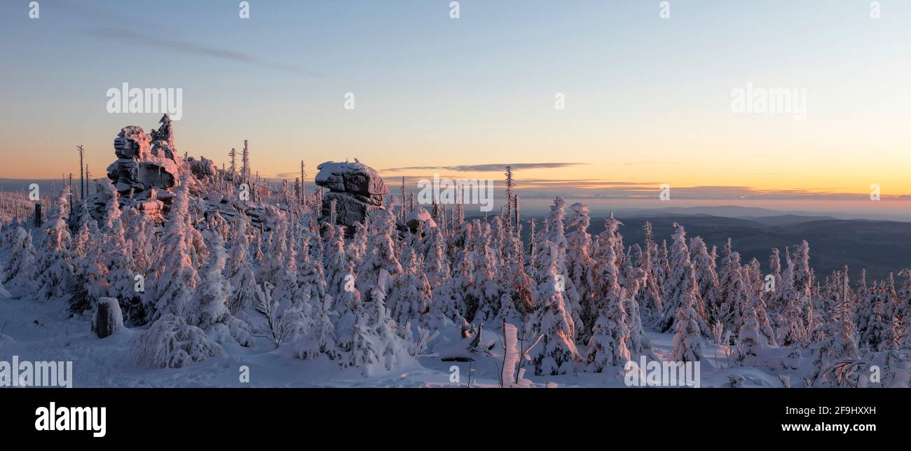 Landschaft im Winter auf dem Dreisesselberg. Bayerischer Wald, Bayern, Deutschland Stockfoto