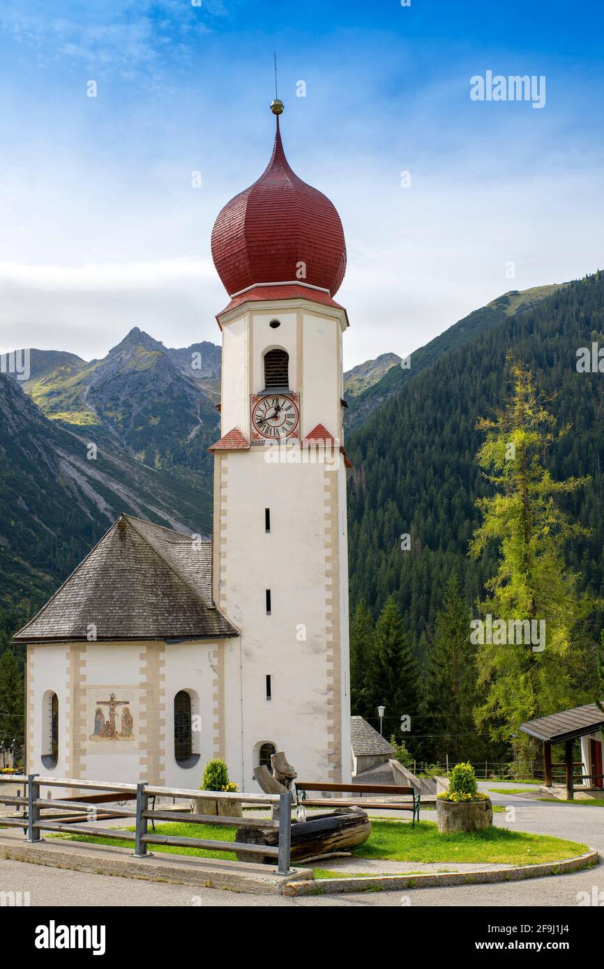 Kirche Maria Schnee, in Bschlabs, Tirol, Österreich Stockfoto Kirche Maria Schnee, in Bschlabs, Tirol, Österreich Stockfoto