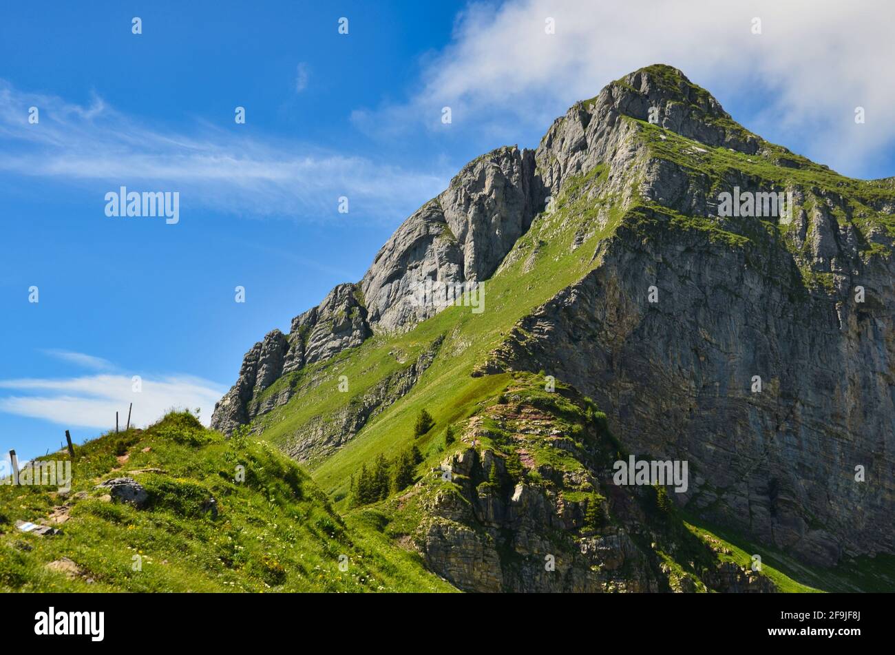 Glarus Berge Fotos Und Bildmaterial In Hoher Aufl sung Alamy glarus-berge-fotos-und-bildmaterial-in-hoher-aufl-sung-alamy