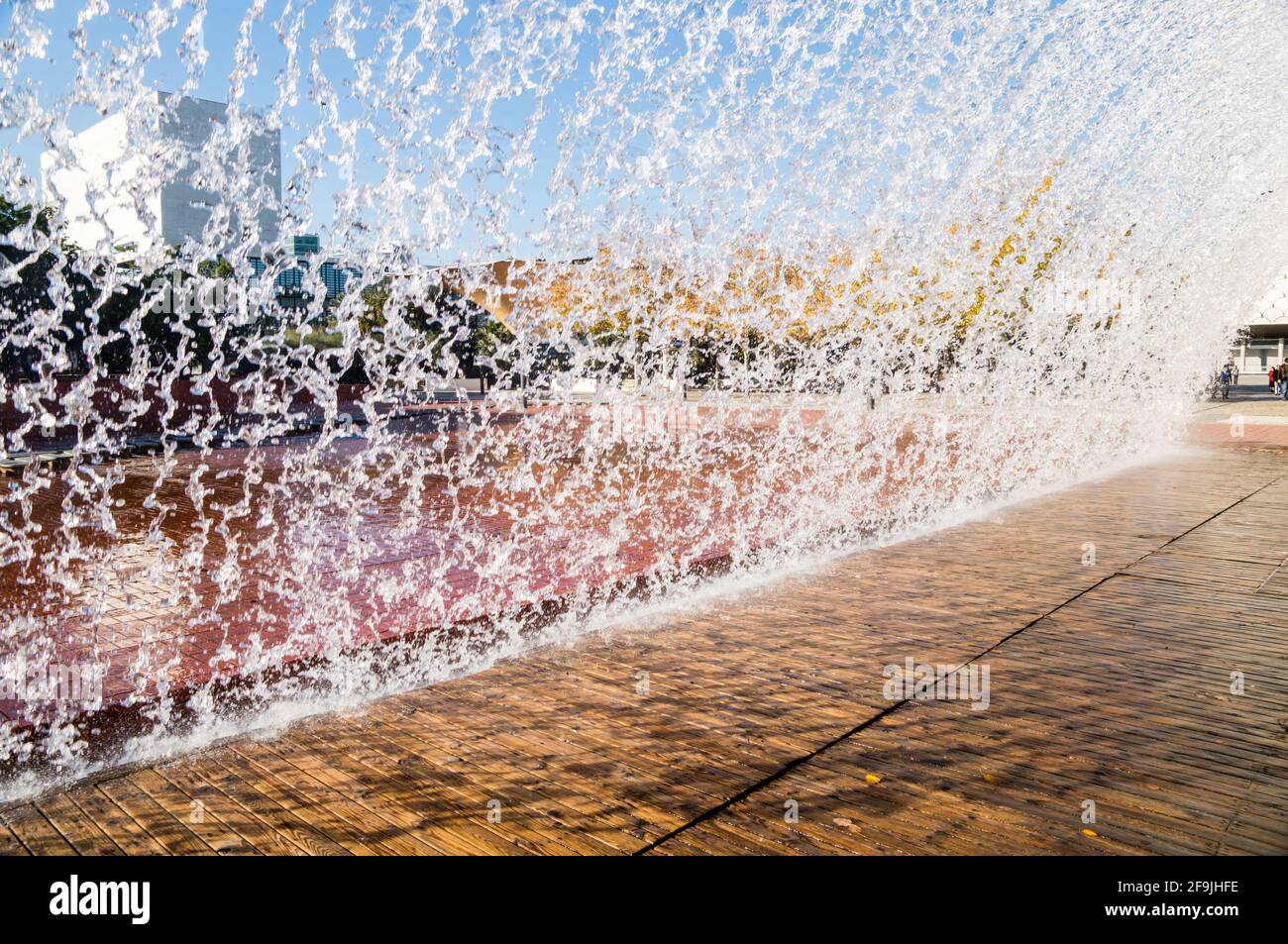 Springbrunnen im Parque das Nacoes, Expo-Viertel in Lissabon, Portugal Stockfoto
