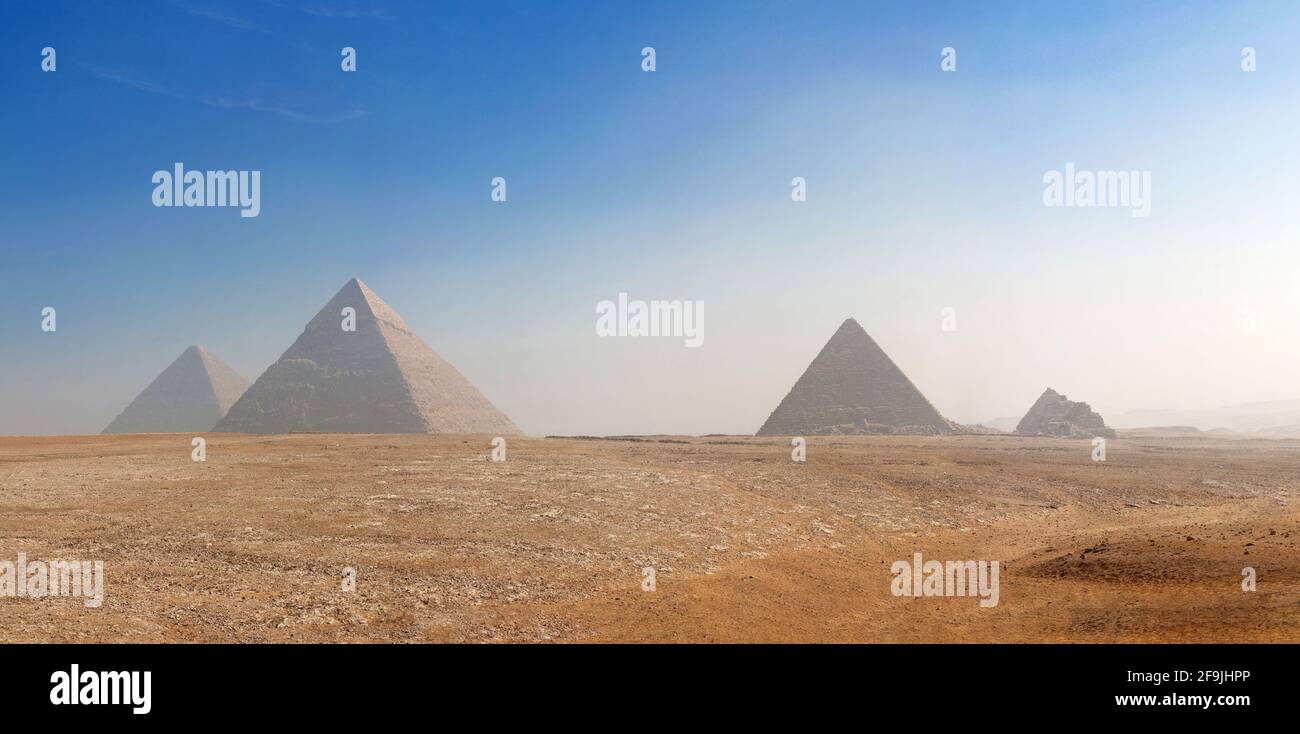 Schönes Foto von geheimnisvollen Pyramiden im einzigartigen Ägypten. Stockfoto