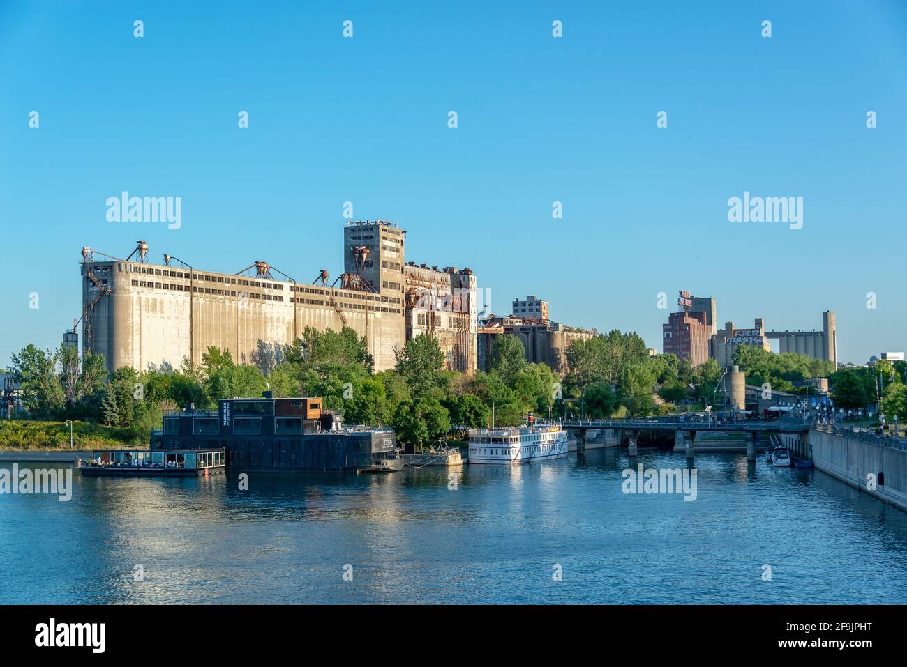 Silo Nr. 5, ein legendäres verlassenes Gebäude am alten Hafen von Montreal, Quebec, Kanada Stockfoto