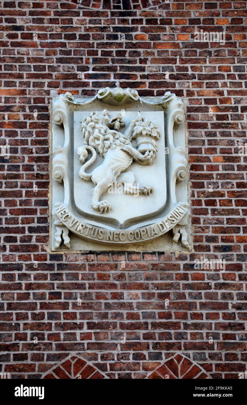 Historisches Gebäude der Bohrhalle in Macclesfield, das gedreht wurde In Luxus-Apartments Stockfoto