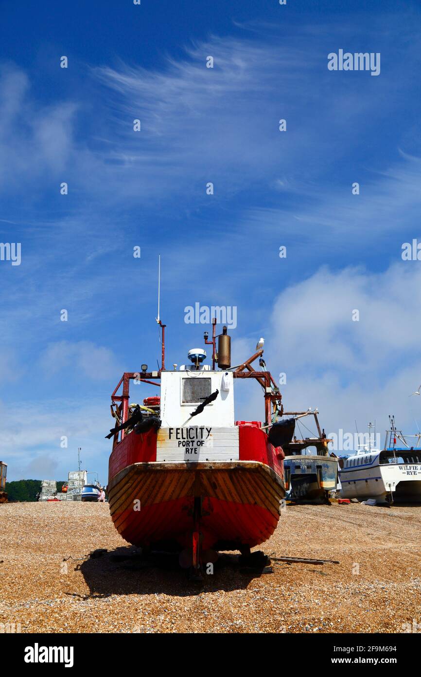 Fischerboot registriert in Port of Rye am Stade Kiesstrand, Hastings, East Sussex, England, Großbritannien Stockfoto