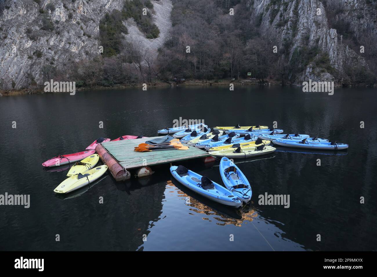 Matka Canyon in Skopje, Mazedonien. Matka ist eines der beliebtesten Outdoor-Ziele in Mazedonien. Stockfoto