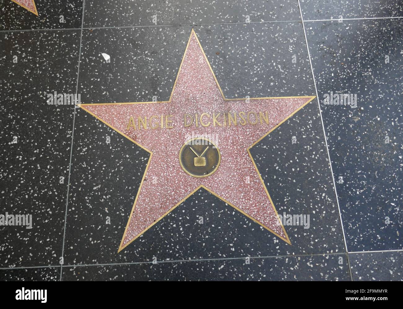 Hollywood, Kalifornien, USA 17. April 2021 EIN allgemeiner Blick auf die Atmosphäre von Angie Dickinsons Star auf dem Hollywood Walk of Fame am 17. April 2021 in Hollywood, Kalifornien, USA. Foto von Barry King/Alamy Stockfoto Stockfoto