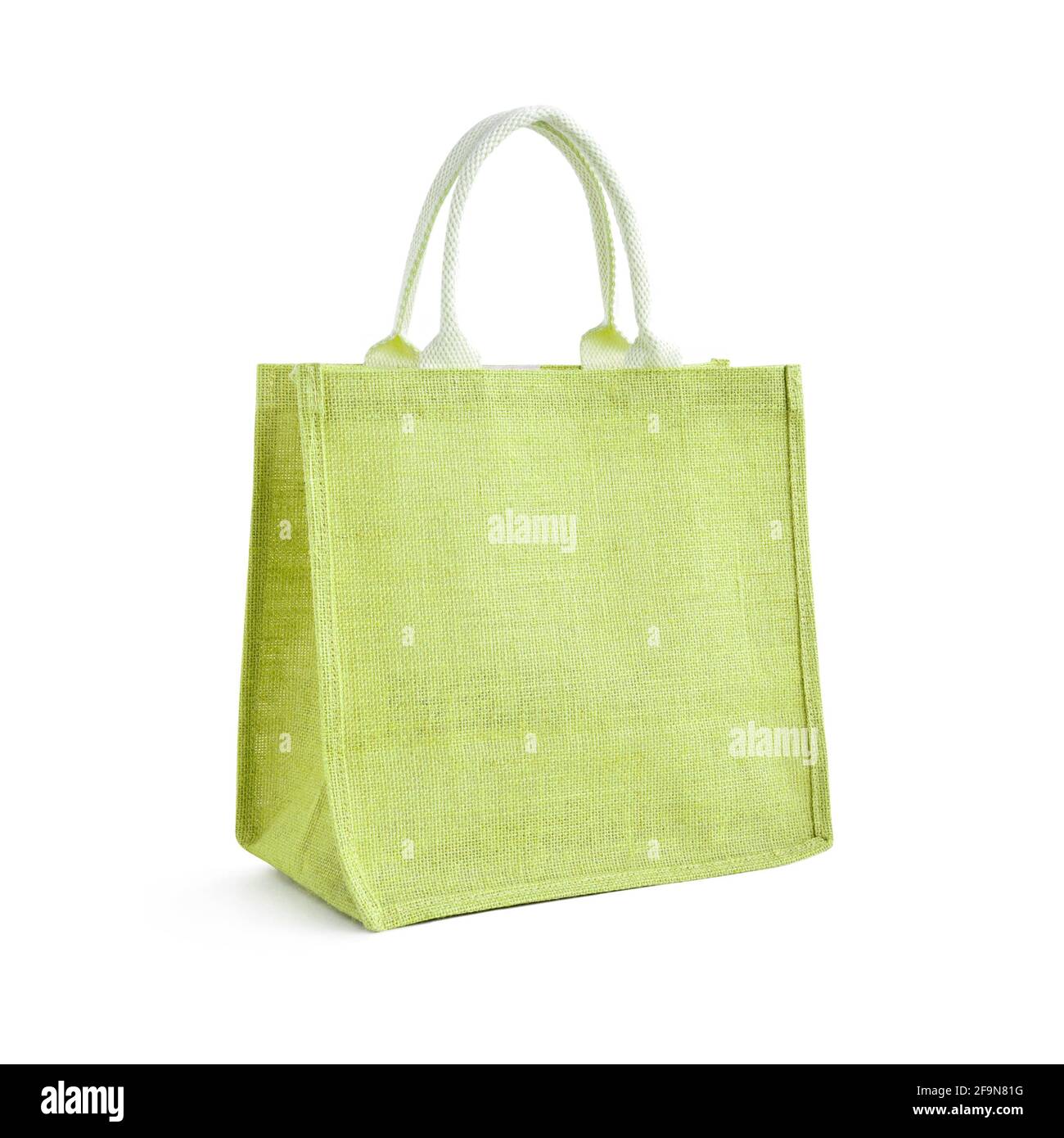 Hessischer oder Jute Bag - wiederverwendbarer grüner Einkaufstasche mit Schlaufengriffe - isoliert Stockfoto