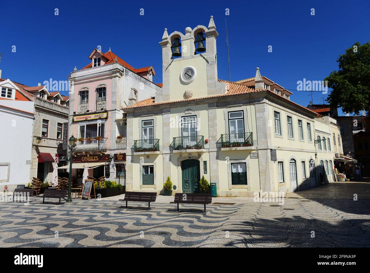 Der zentrale Stadtplatz von Cascais, Portugal. Stockfoto