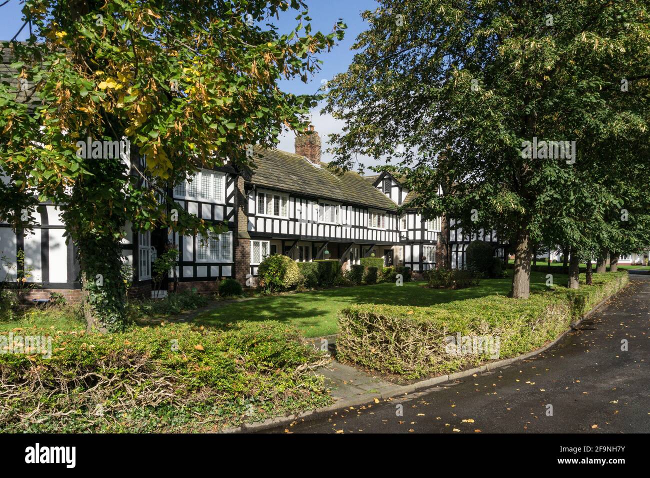 Häuser im Modell Dorf Port Sunlight, Wirral, Merseyside, UK; ursprünglich von Hebel Bros für ihre Arbeiter errichtet. Stockfoto