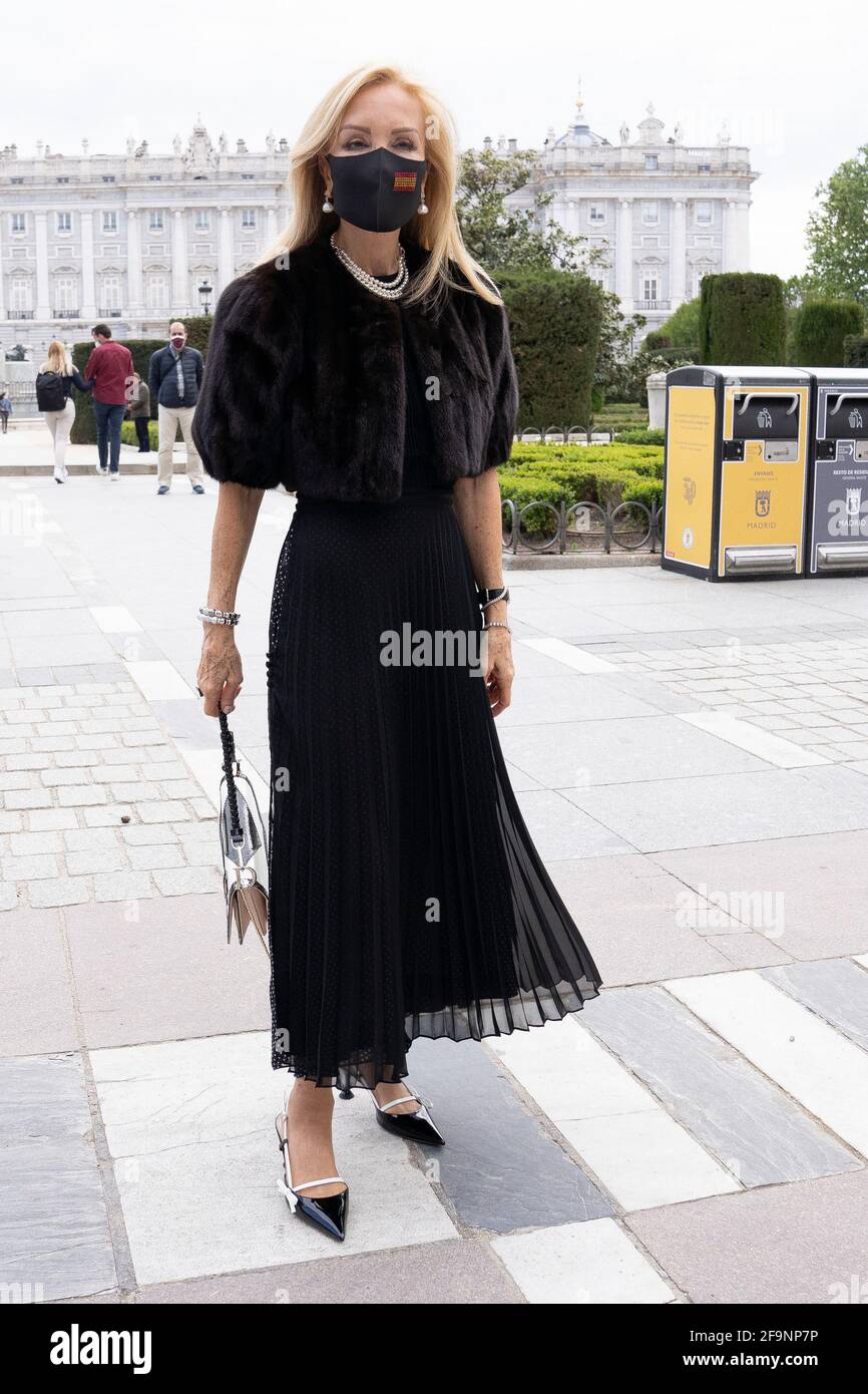 Madrid, Spanien. April 2021. Carmen Lomana nimmt an der Premiere von Benjamin Britten' Oper Peter Grimes am Teatro Real in Madrid Teil. (Foto von Oscar Fuentes/SOPA Images/Sipa USA) Quelle: SIPA USA/Alamy Live News Stockfoto