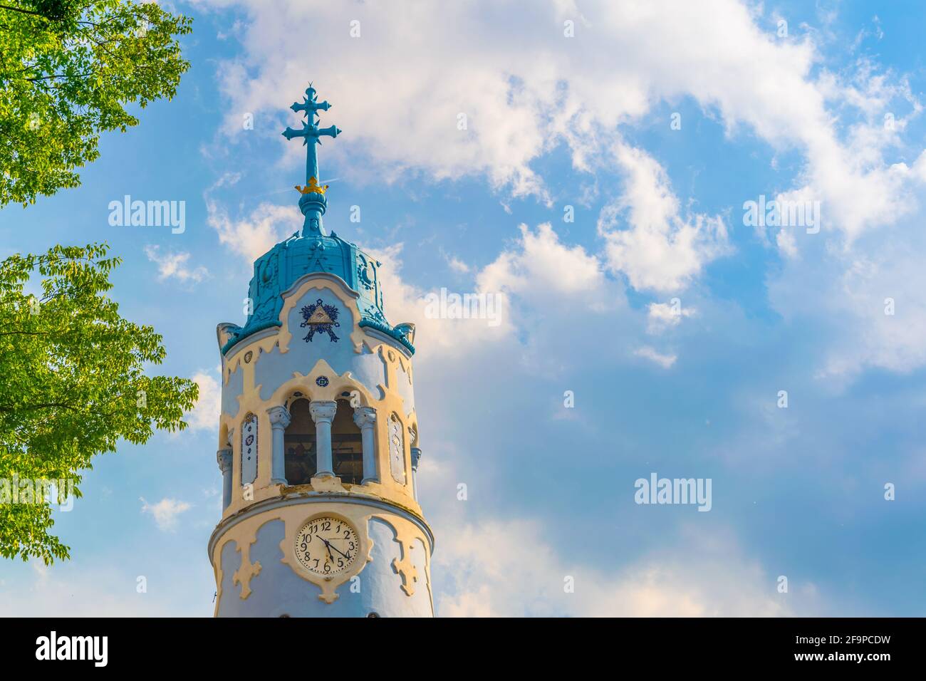 Kirche der Heiligen Elisabeth Ungarisch, die eines der Wahrzeichen von Bratislava, Slowakei ist. Stockfoto