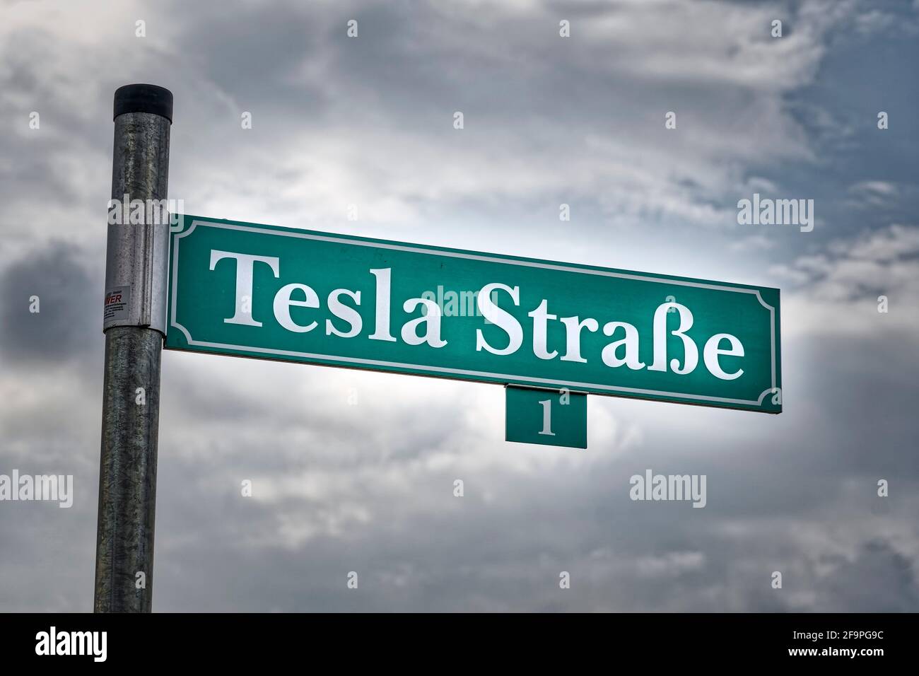 Tesla Gigafactory Grünheide, Brandenburg, Tesla Straße 1, Schild, Mark Brandenburg, Berlin , Deutschland, Europa Stockfoto